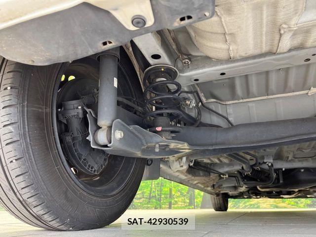 Honda N BOX 2022-04 6996143-19