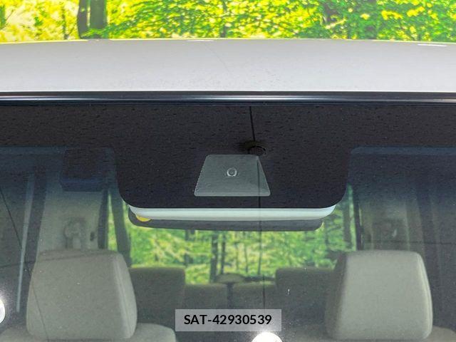 Honda N BOX 2022-04 6996143-2