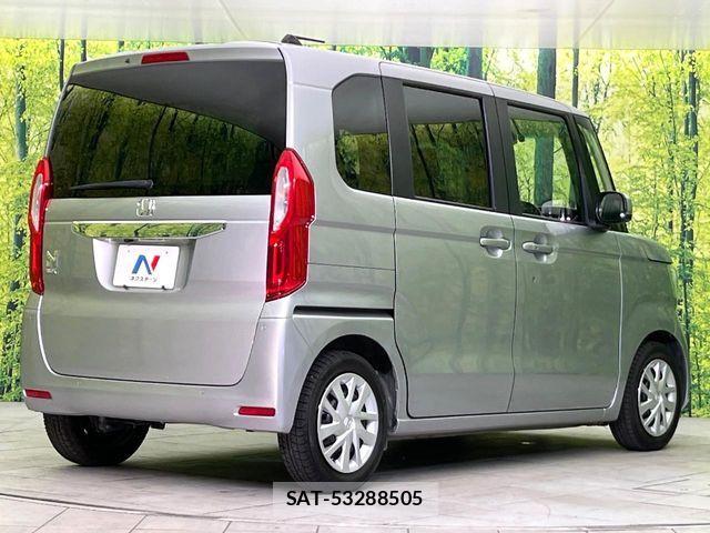 Honda N BOX 2023-04 6996106-16