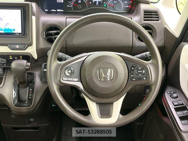 Honda N BOX 2023-04 6996106-7