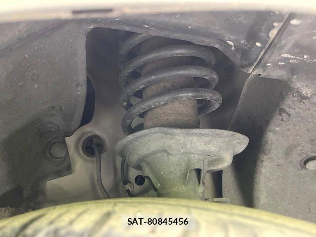 Honda N BOX 2023-04 6996116-19