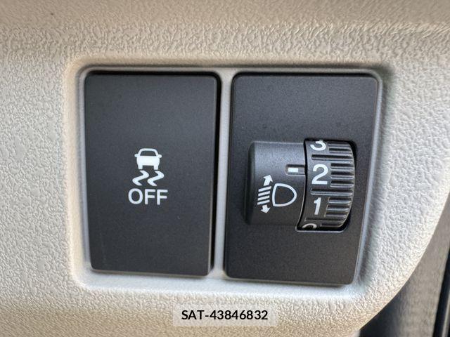 Honda N BOX 2024-05 7021004-29