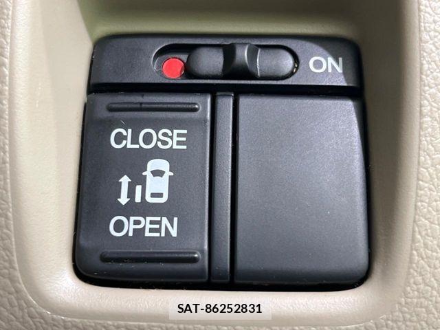 Honda N BOX 2015-09 7021023-2