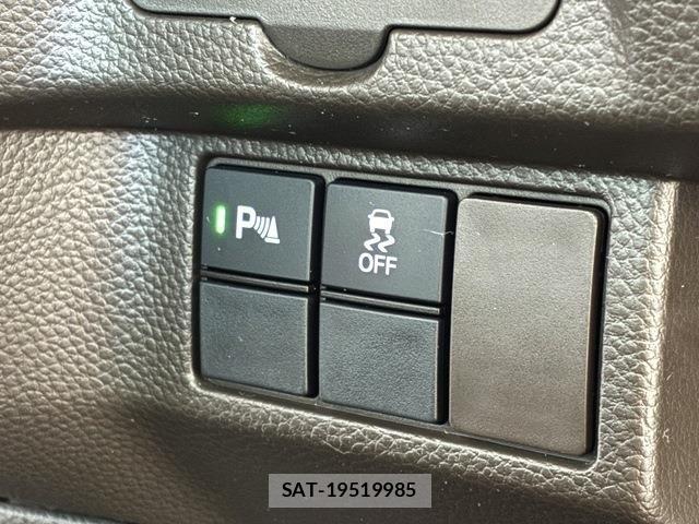 Honda N BOX 2021-03 7021000-14