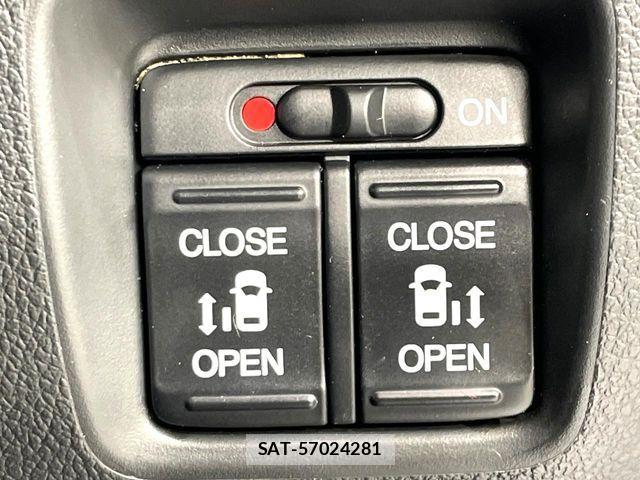 Honda N BOX 2017-07 7021016-4