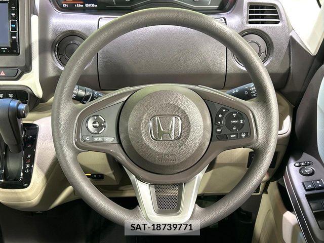Honda N BOX 2019-06 7059805-10