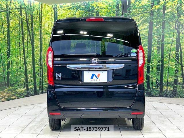 Honda N BOX 2019-06 7059805-14