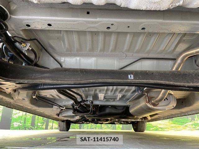Honda N BOX 2023-09 7059791-18