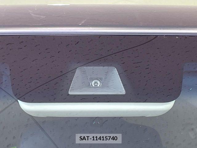 Honda N BOX 2023-09 7059791-4