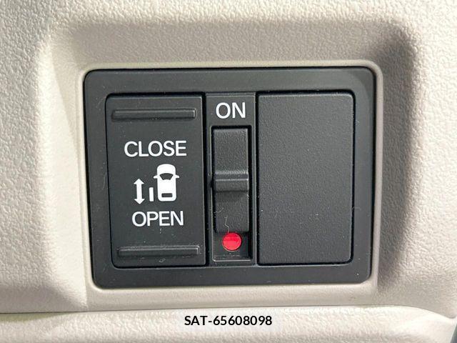 Honda N BOX 2024-05 7059798-5