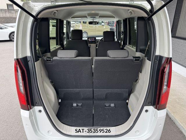 Honda N BOX 2024-05 7059821-12