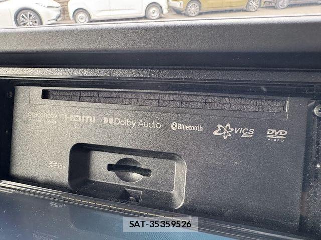 Honda N BOX 2024-05 7059821-17