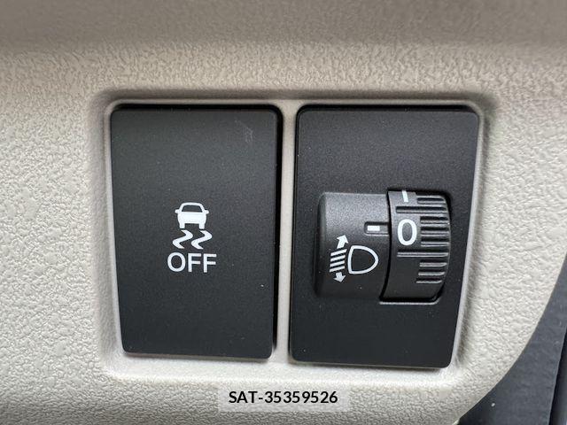 Honda N BOX 2024-05 7059821-22