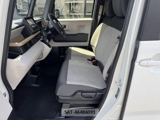 Honda N BOX 2024-05 7059819-9