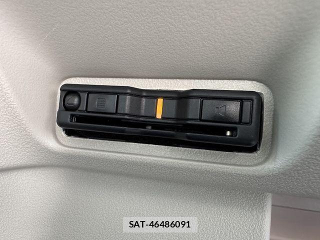 Honda N BOX 2024-05 7059819-23