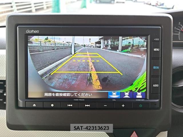 Honda N BOX 2023-08 7059796-21