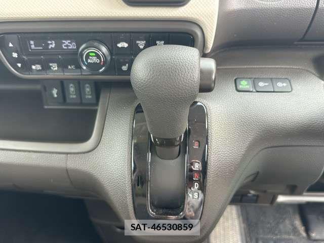 Honda N BOX 2021-04 7059799-18