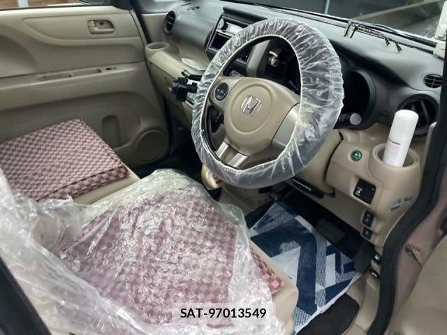 Honda N BOX 2012-09 7059843-21