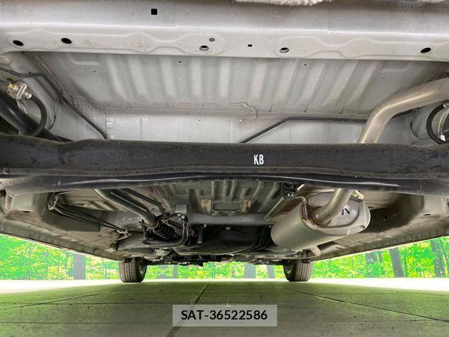 Honda N BOX 2023-01 7059788-18
