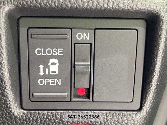 Honda N BOX 2023-01 7059788-5