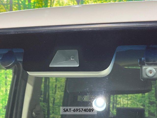 Honda N BOX 2021-06 7059795-5