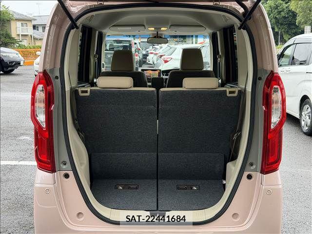 Honda N BOX 2018-12 7059837-10