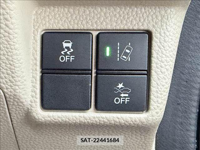 Honda N BOX 2018-12 7059837-14