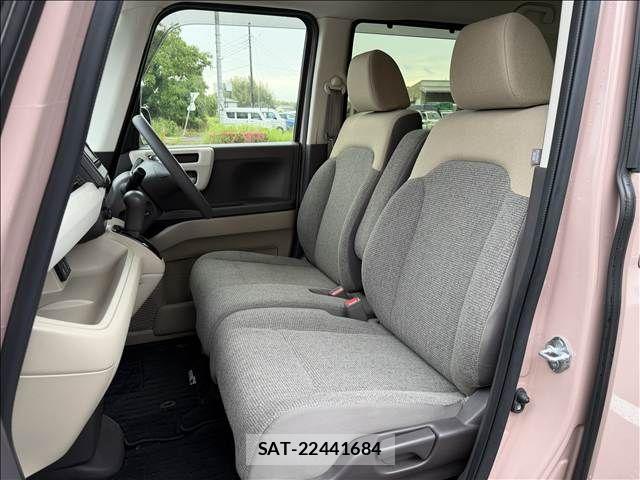Honda N BOX 2018-12 7059837-24