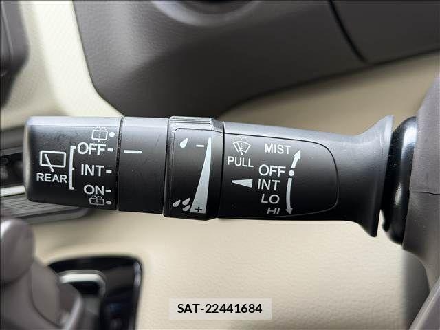 Honda N BOX 2018-12 7059837-28