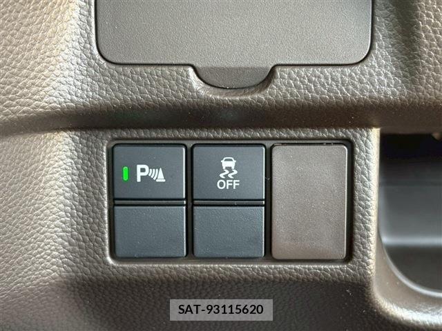 Honda N BOX 2023-02 7059797-22