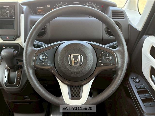 Honda N BOX 2023-02 7059797-28