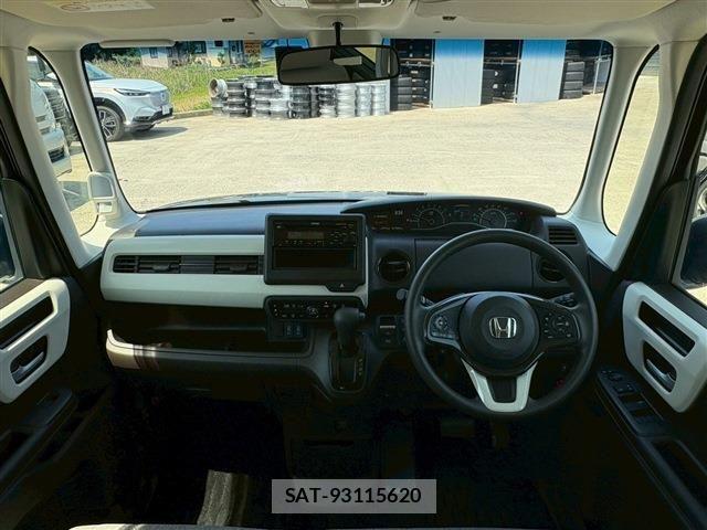 Honda N BOX 2023-02 7059797-2