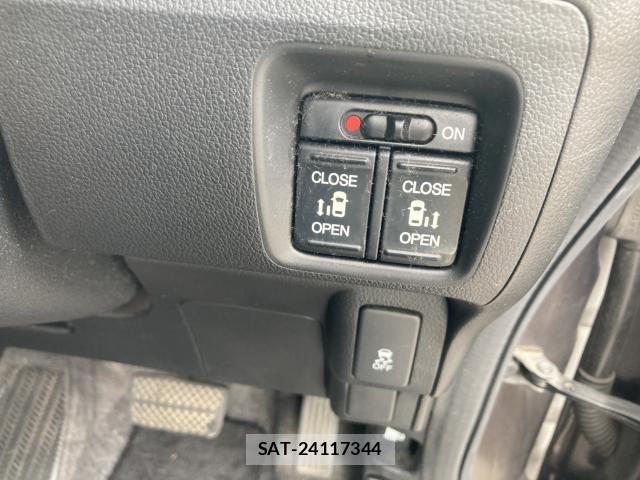 Honda N BOX 2013-09 7059835-21