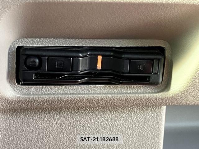 Honda N BOX 2024-05 7059814-18