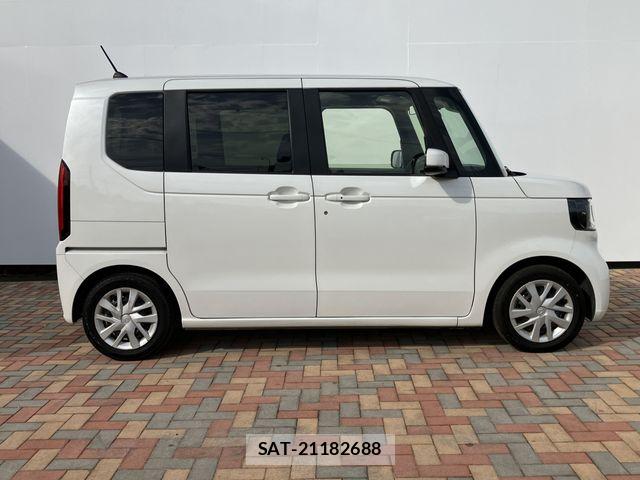 Honda N BOX 2024-05 7059814-5