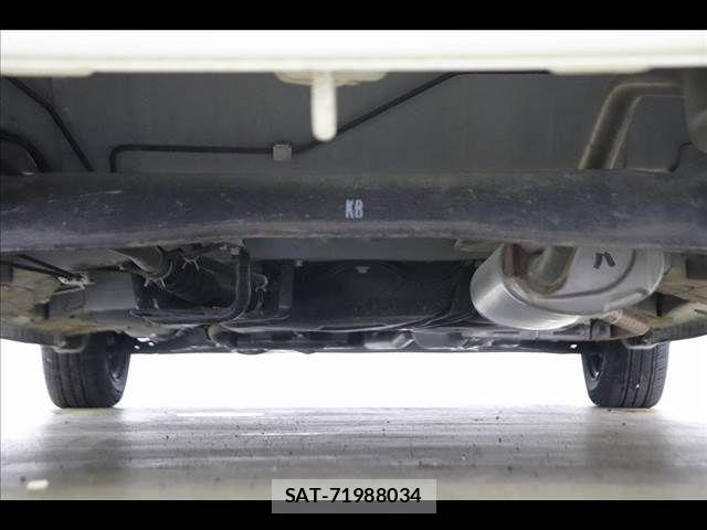 Honda N BOX 2022-09 7059810-25