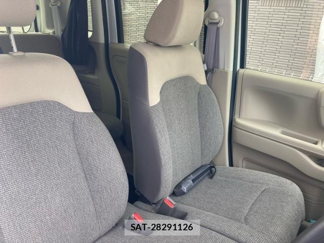 Honda N BOX 2019-03 7057186-12