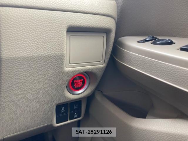 Honda N BOX 2019-03 7057186-16
