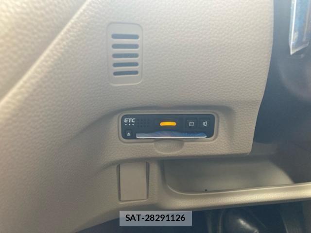 Honda N BOX 2019-03 7057186-17