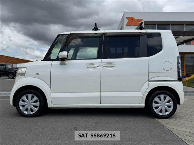 Honda N BOX 2015-02 7059838-10