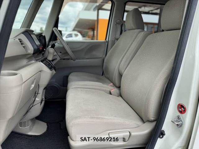 Honda N BOX 2015-02 7059838-16
