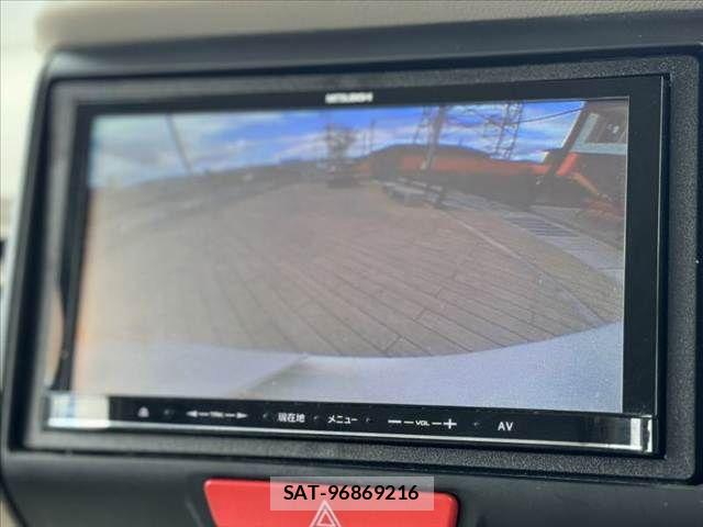 Honda N BOX 2015-02 7059838-2