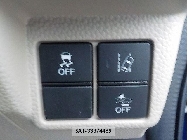 Honda N BOX 2017-12 7059834-10