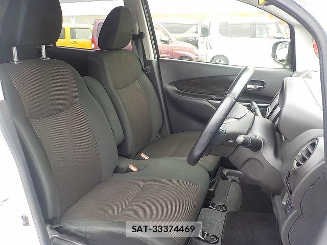 Honda N BOX 2017-12 7059834-17