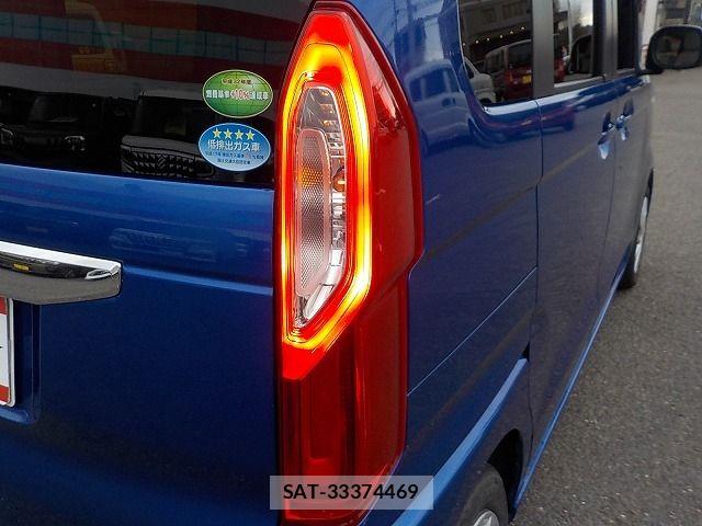 Honda N BOX 2017-12 7059834-26