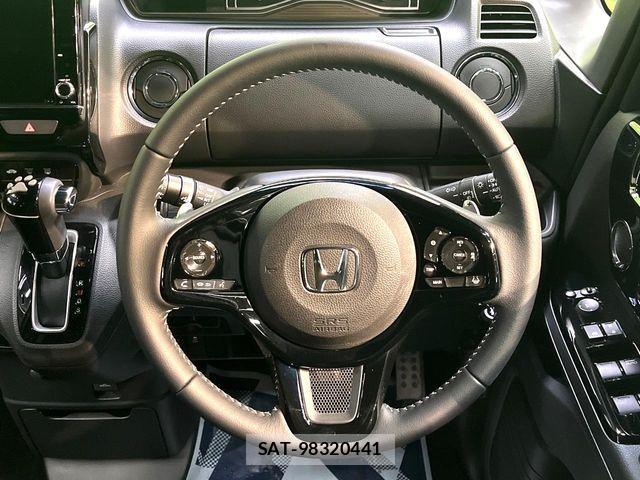 Honda N BOX 2022-03 7059787-10