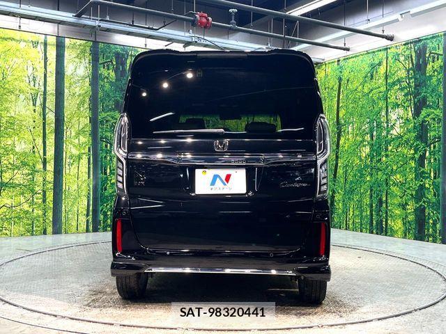 Honda N BOX 2022-03 7059787-14