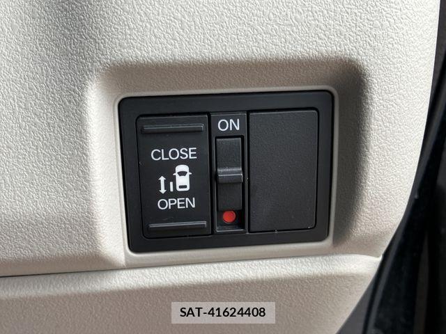 Honda N BOX 2024-05 7059813-24