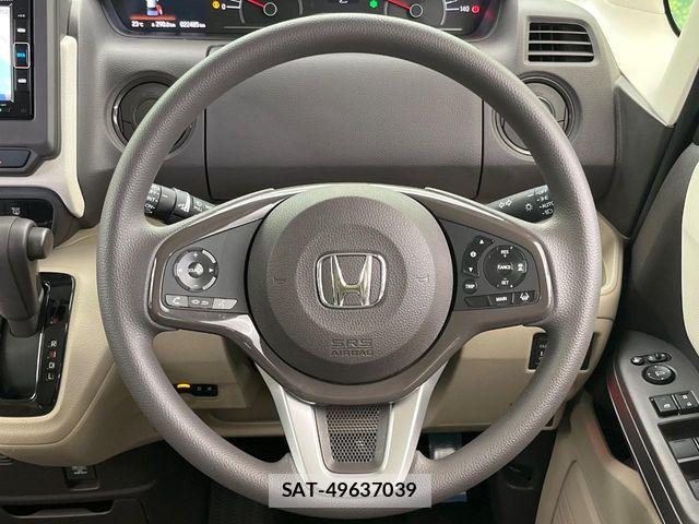 Honda N BOX 2018-10 7059811-11