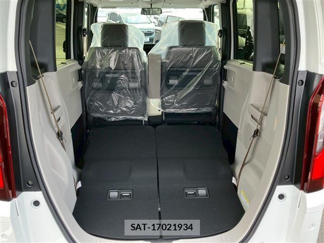 Honda N BOX 2025-12 7059789-17